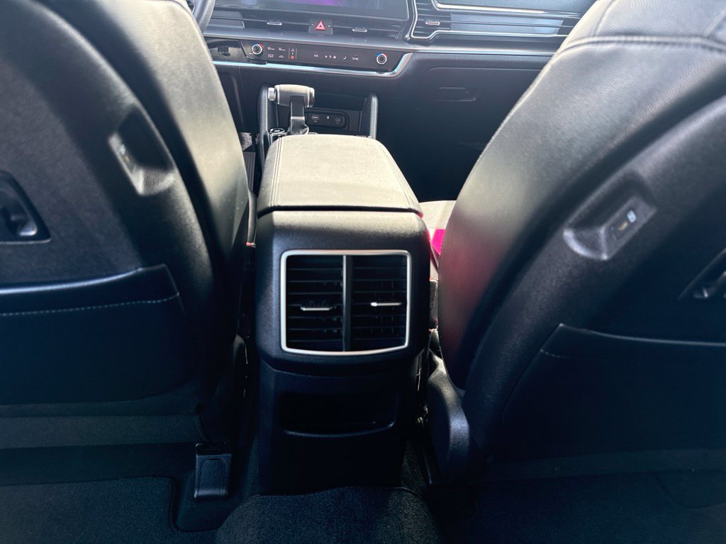 Used 2023 Kia Sportage EX FWD image 25