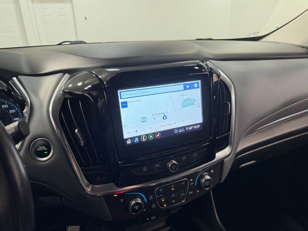 Used 2021 Chevrolet Traverse Premier image 83