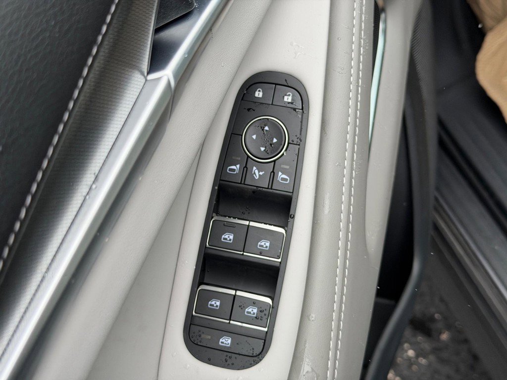 New 2026 INFINITI QX60 Luxe w/ Cargo Package image 10