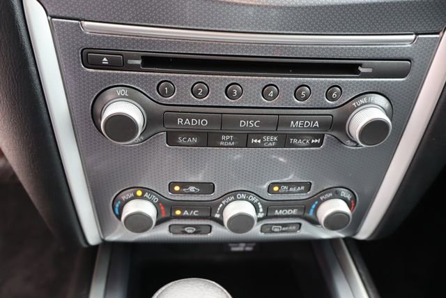 Used 2018 Nissan Pathfinder SL w/ Midnight Edition Package image 40