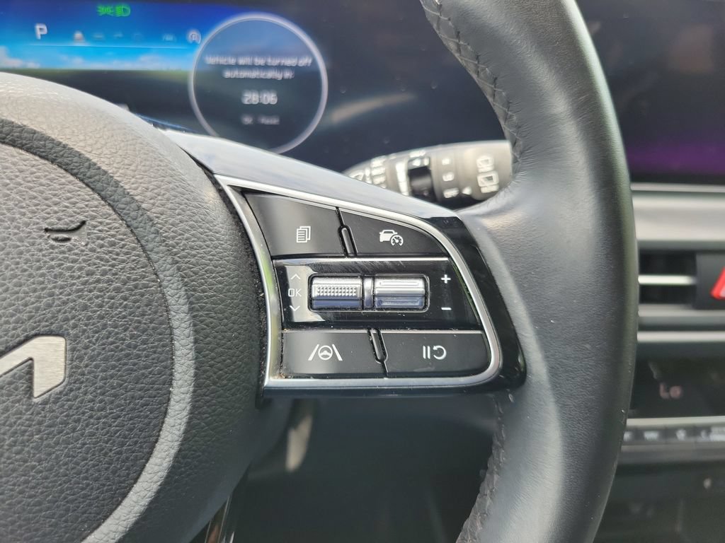 Certified 2024 Kia Seltos EX FWD image 22