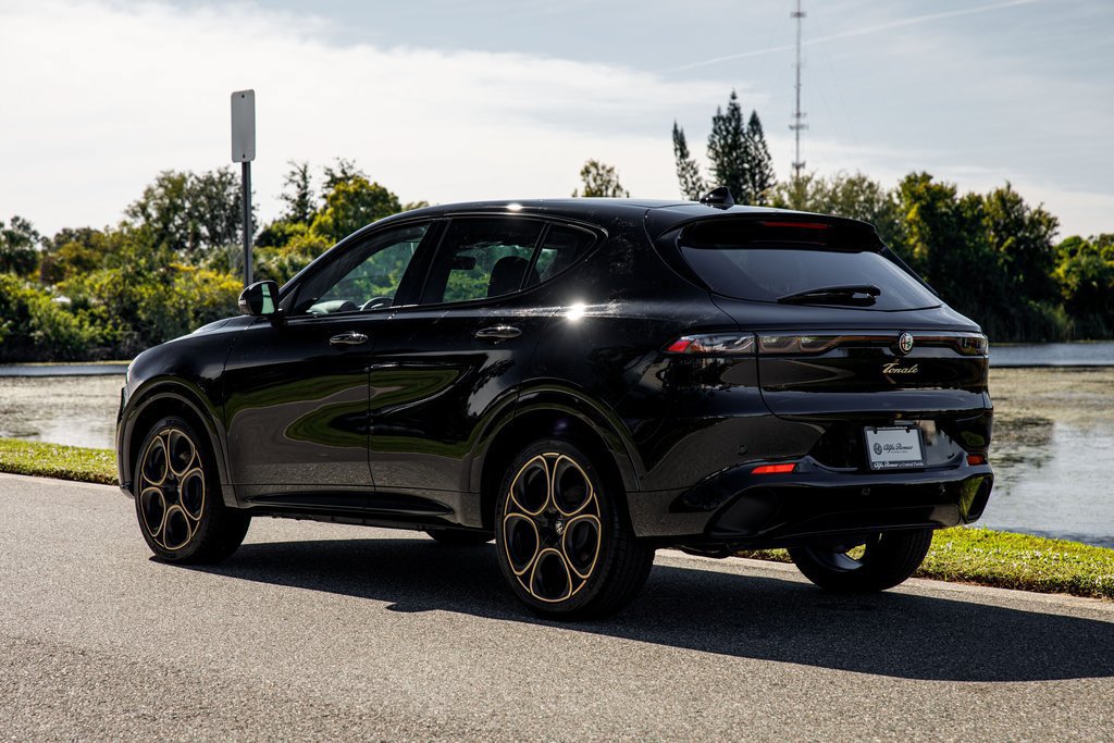 New 2025 Alfa Romeo Tonale AWD/4WD image 5