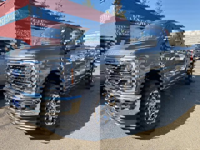 New 2026 Ford F350 Lariat image 1