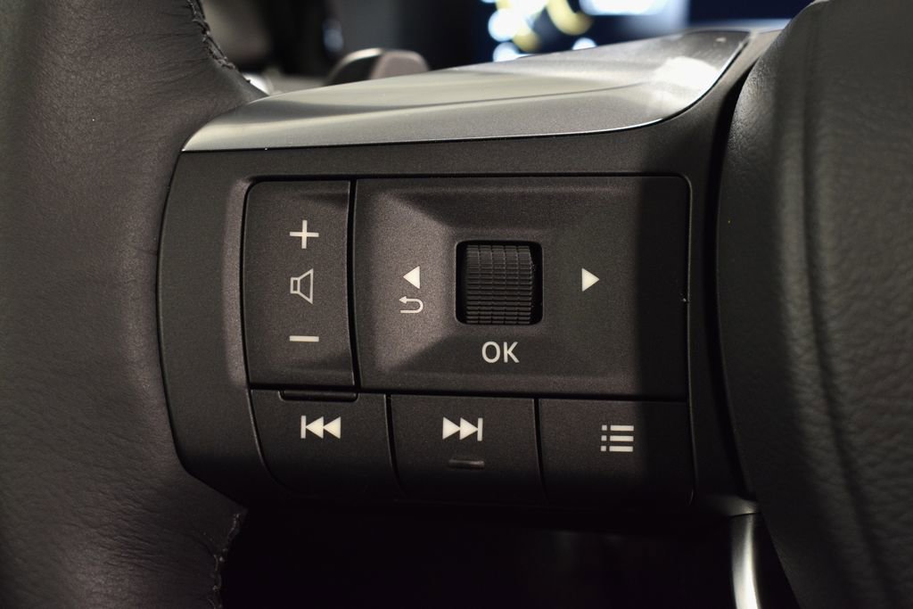 New 2026 INFINITI QX60 Luxe w/ Family Package image 26