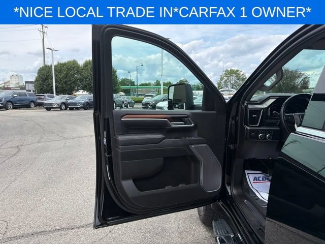 Used 2025 GMC Sierra 3500 Denali w/ Denali Reserve Package AWD/4WD image 24