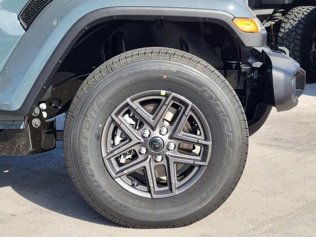 New 2026 Jeep Gladiator Sport AWD/4WD image 20