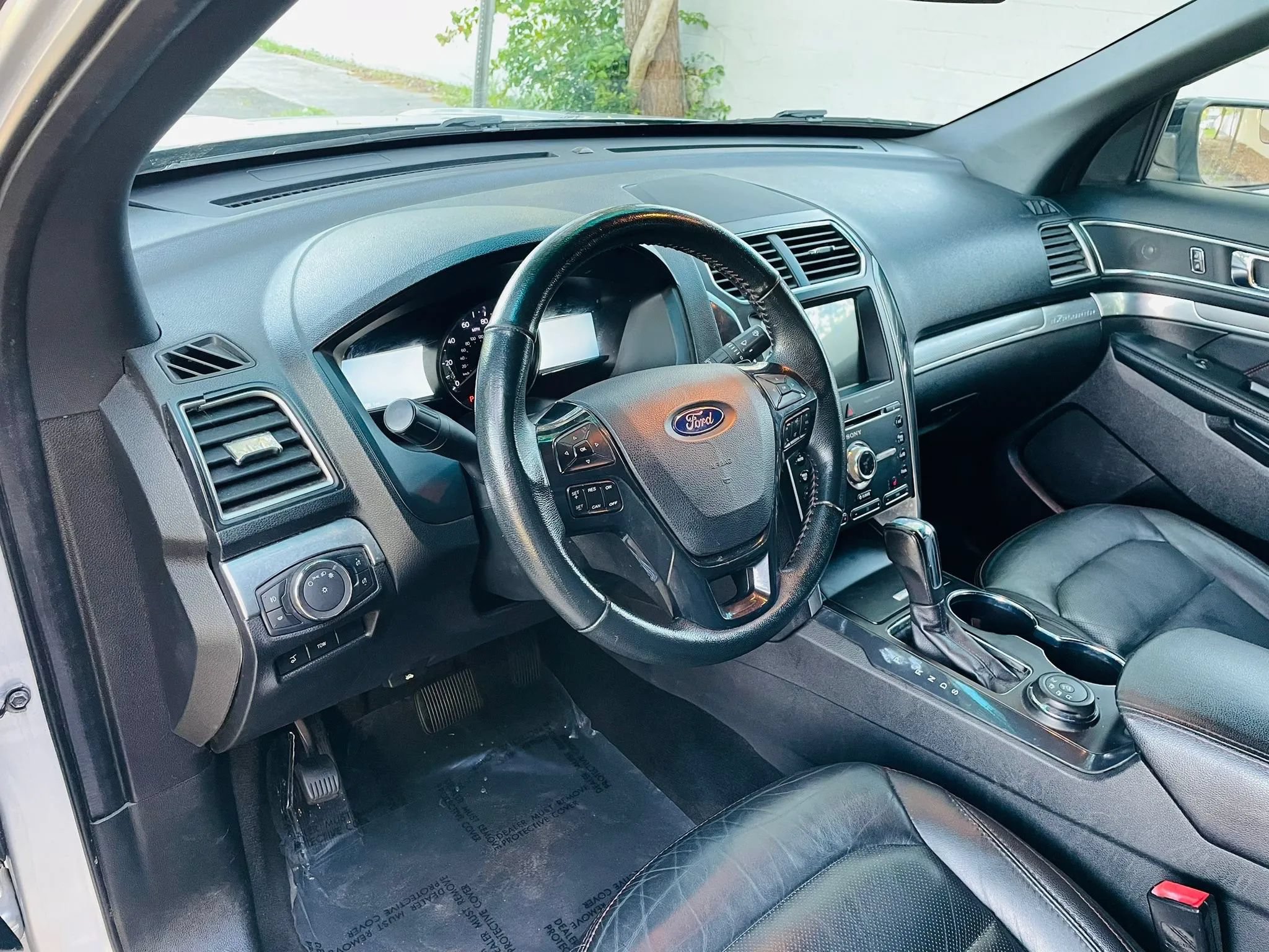 Used 2018 Ford Explorer Sport AWD/4WD image 11
