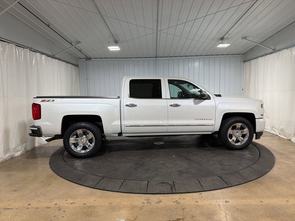 Used 2016 Chevrolet Silverado 1500 LTZ Z71 w/ LTZ Plus Package AWD/4WD image 10