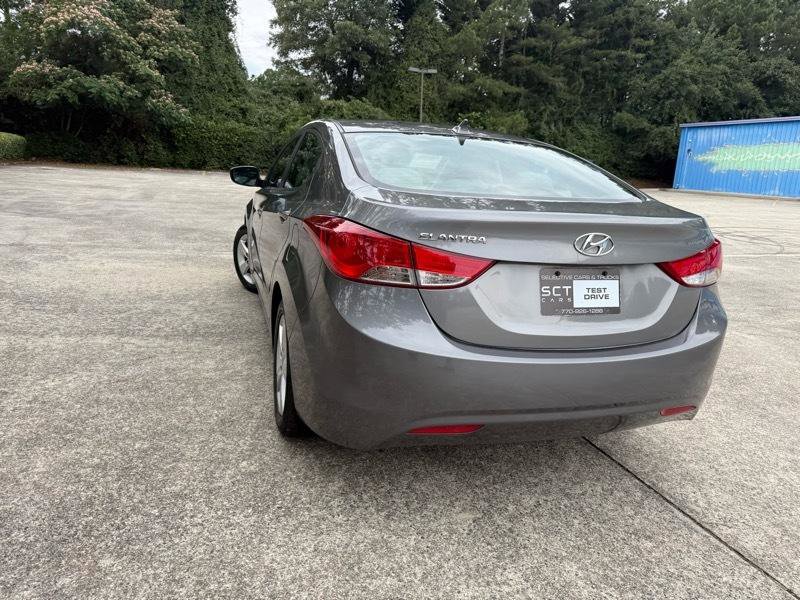 Used 2012 Hyundai Elantra GLS w/ Preferred Pkg 3 FWD image 12