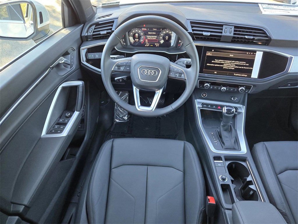 New 2025 Audi Q3 2.0T Premium image 13