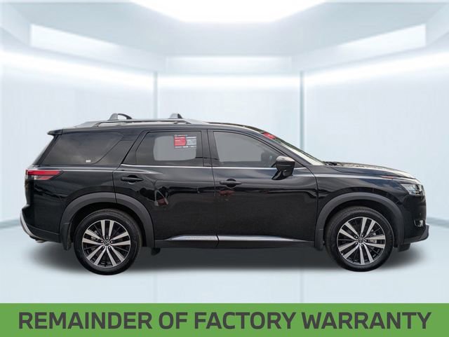 Used 2024 Nissan Pathfinder Platinum w/ Cargo Package image 8