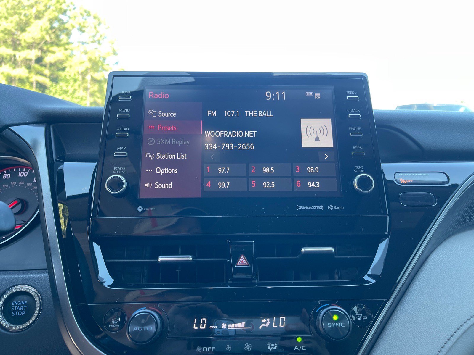 Used 2022 Toyota Camry XSE FWD image 5