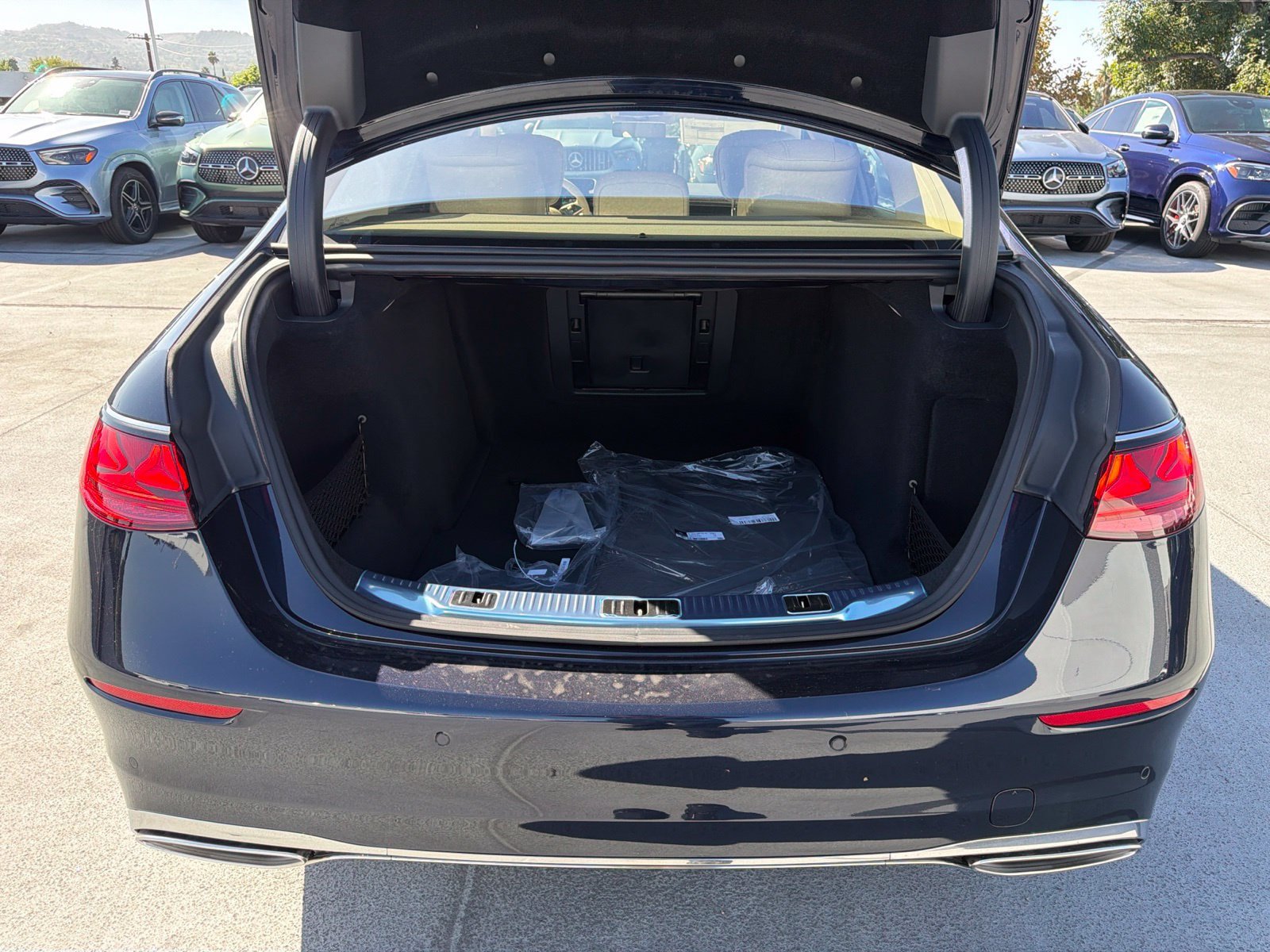 New 2027 Mercedes-Benz S 580 4MATIC Sedan image 13