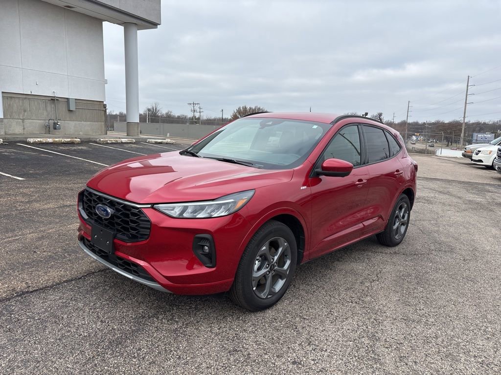 Certified 2024 Ford Escape ST-Line Select w/ Tech Pack #2 image 3