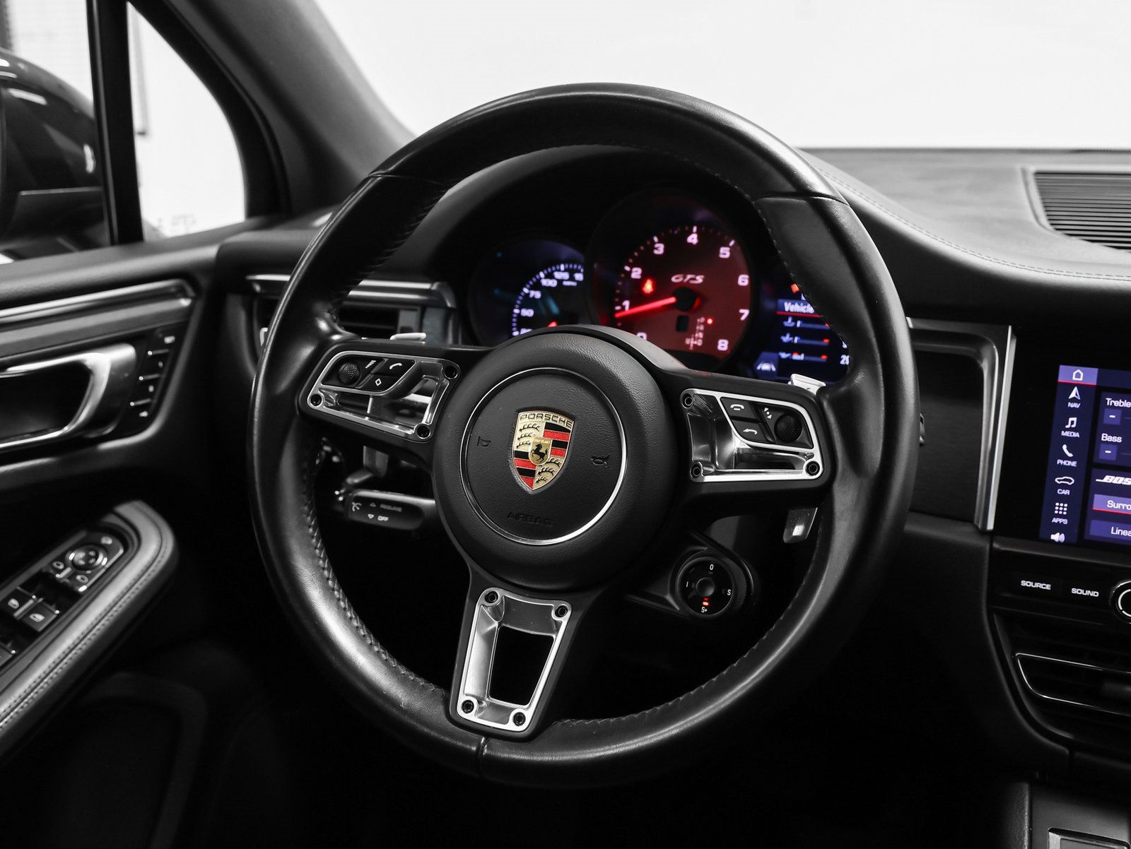 Used 2021 Porsche Macan GTS image 37