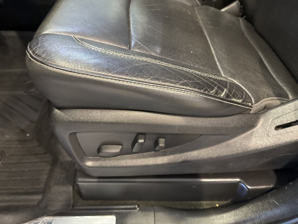 Used 2016 Chevrolet Silverado 3500 LTZ w/ Duramax Plus Package image 23