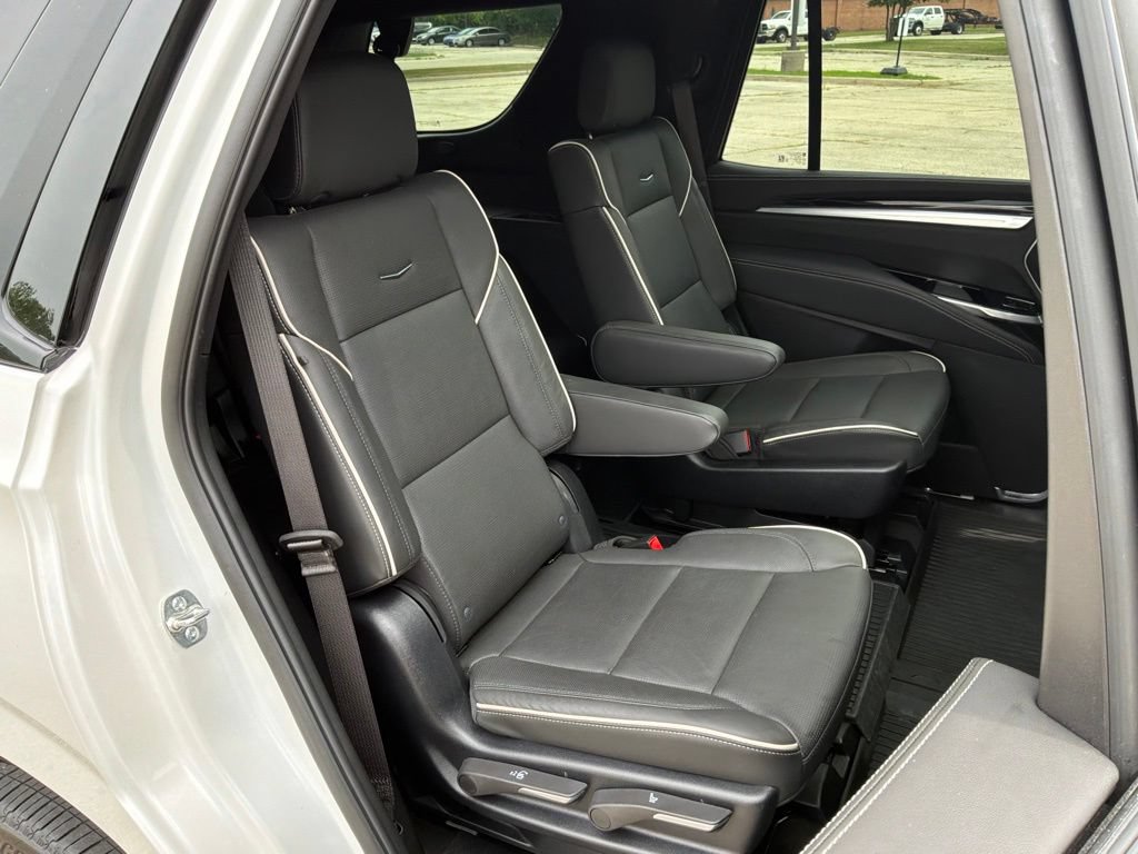 Used 2025 Cadillac Escalade Sport w/ Touring Package AWD/4WD image 55