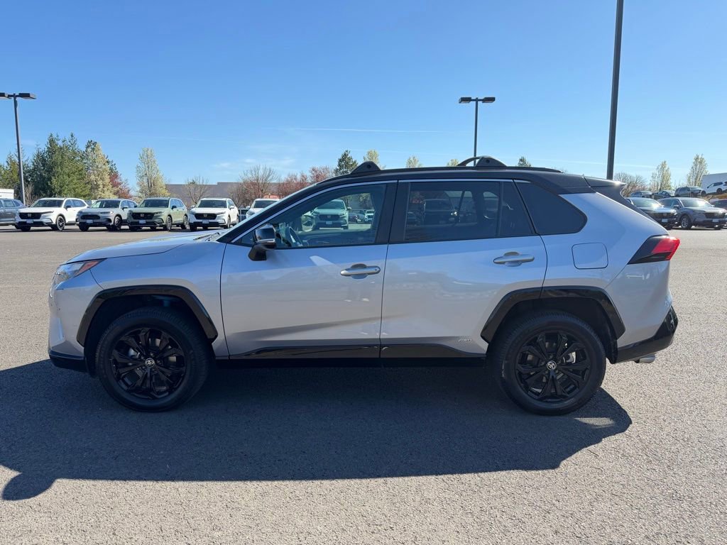 Used 2022 Toyota RAV4 XSE image 5