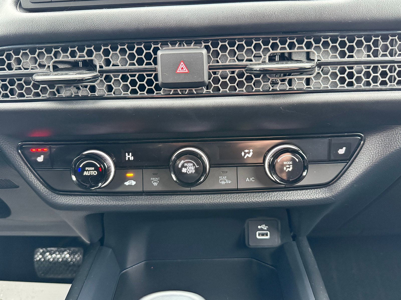 Used 2023 Honda HR-V Sport image 30