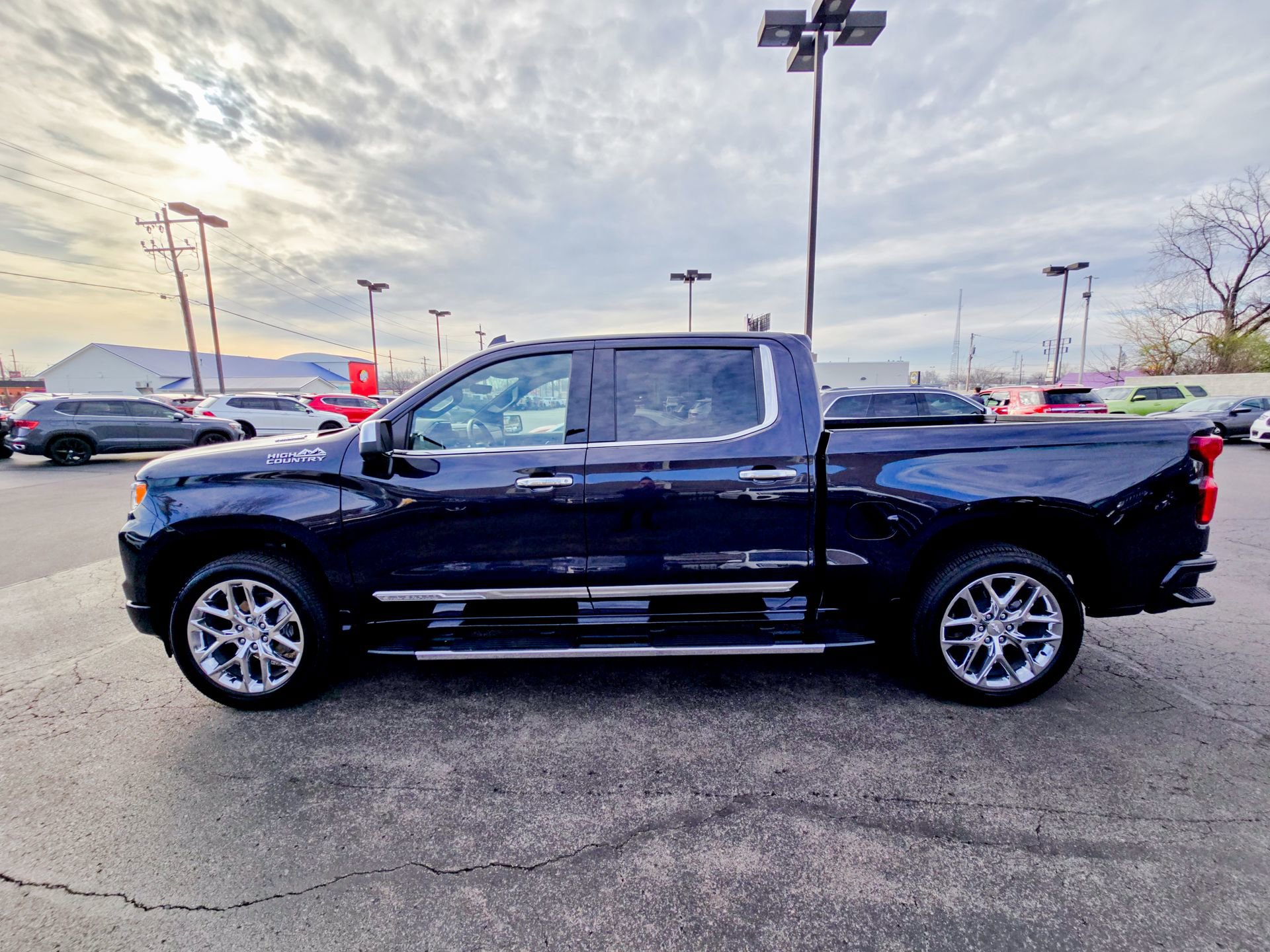 Used 2024 Chevrolet Silverado 1500 High Country w/ Technology Package image 13