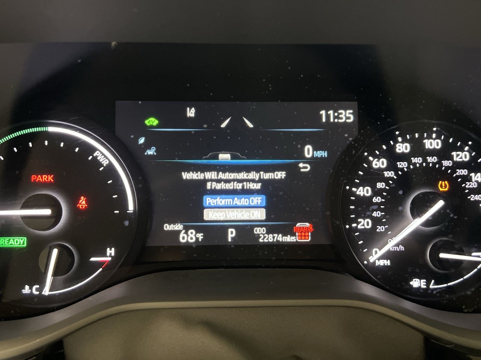 Used 2025 Toyota Sienna LE FWD image 17