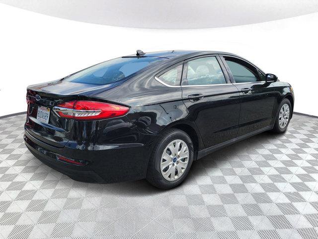 Used 2020 Ford Fusion S image 4