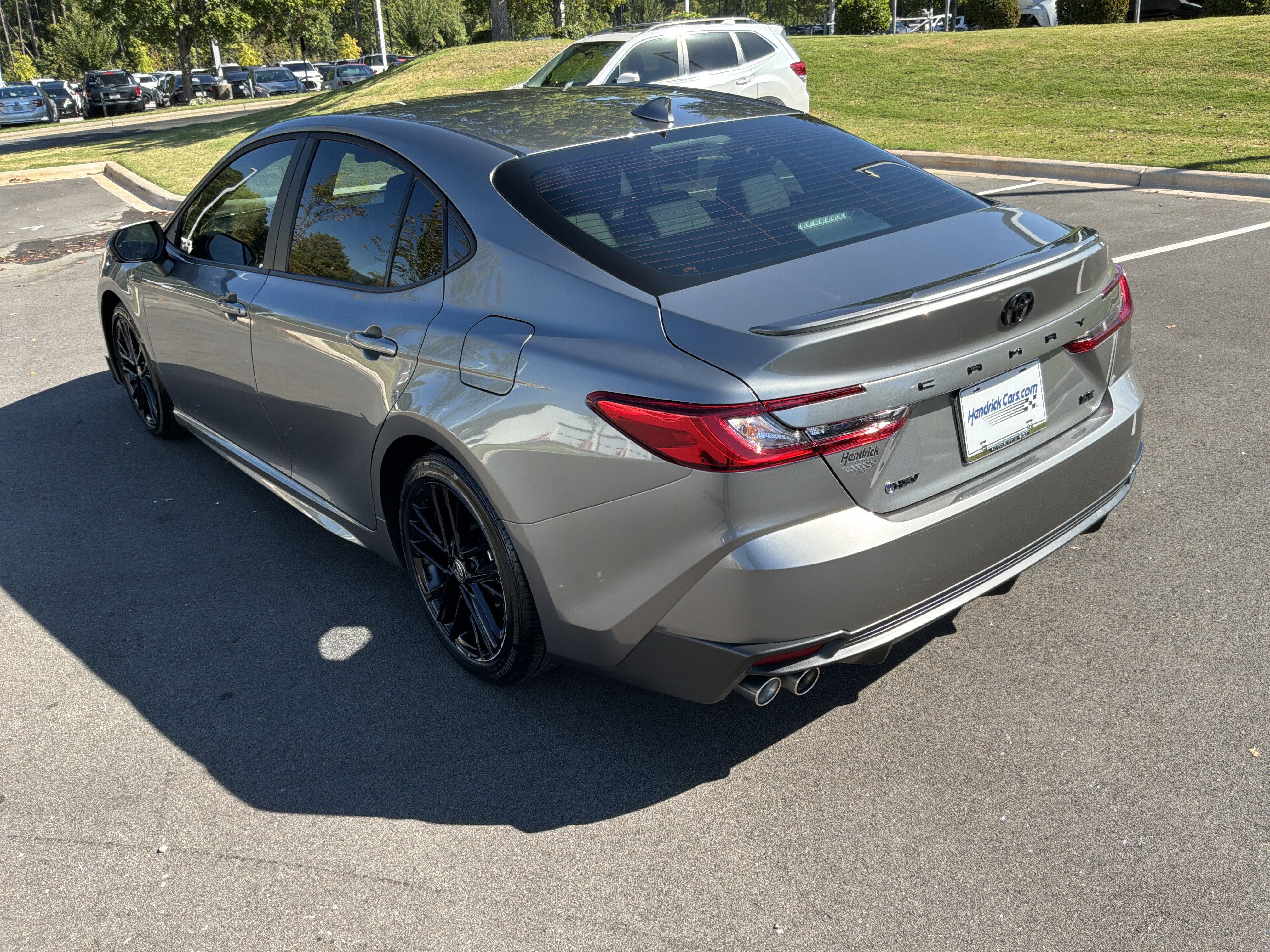Used 2026 Toyota Camry SE FWD image 8