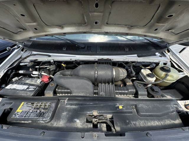 Used 2013 Ford E-250 and Econoline 250 w/ Commercial Cargo Van Pkg RWD image 24