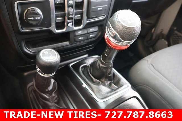 Used 2021 Jeep Gladiator Willys image 25