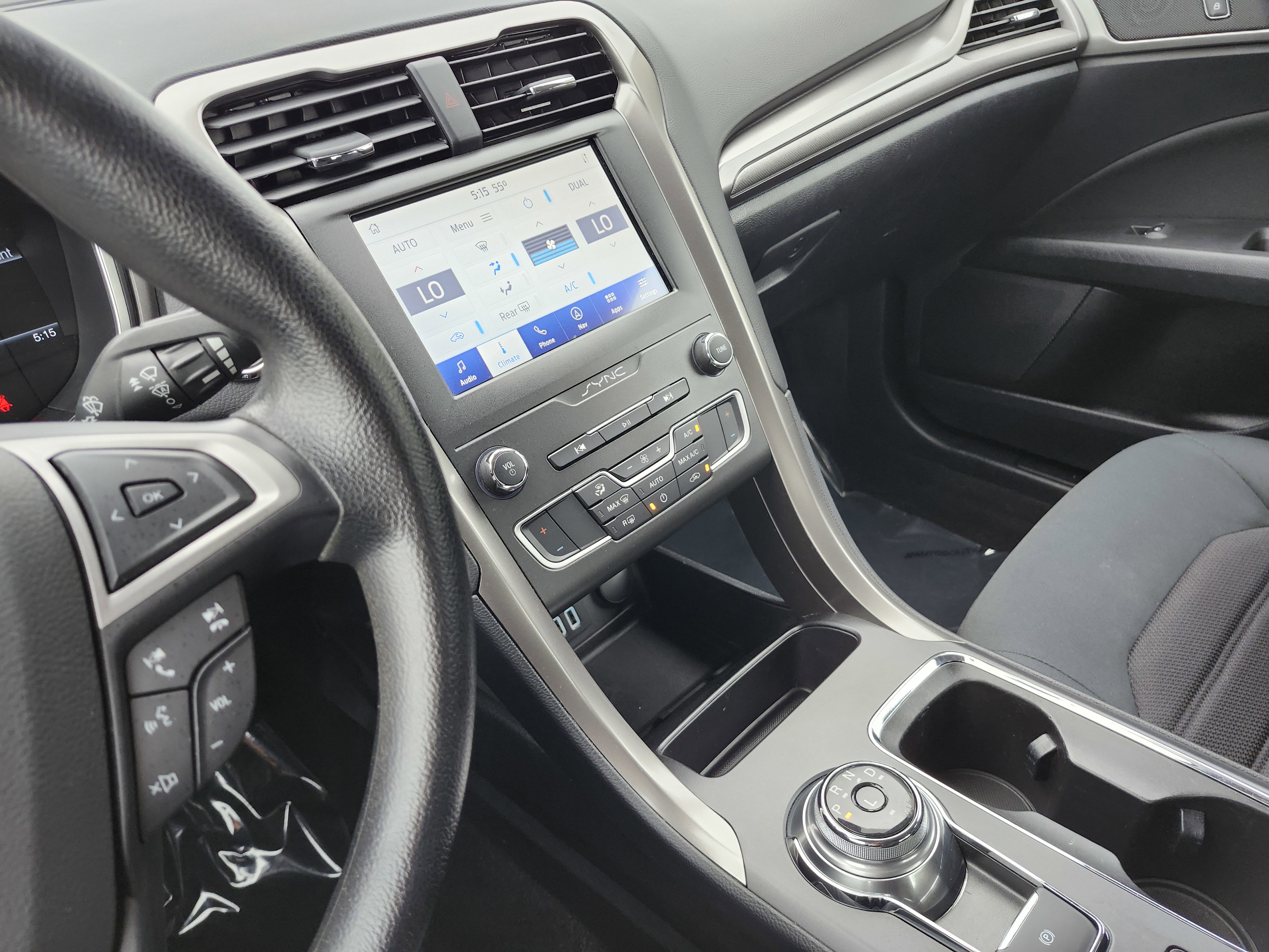 Used 2020 Ford Fusion SE FWD image 30