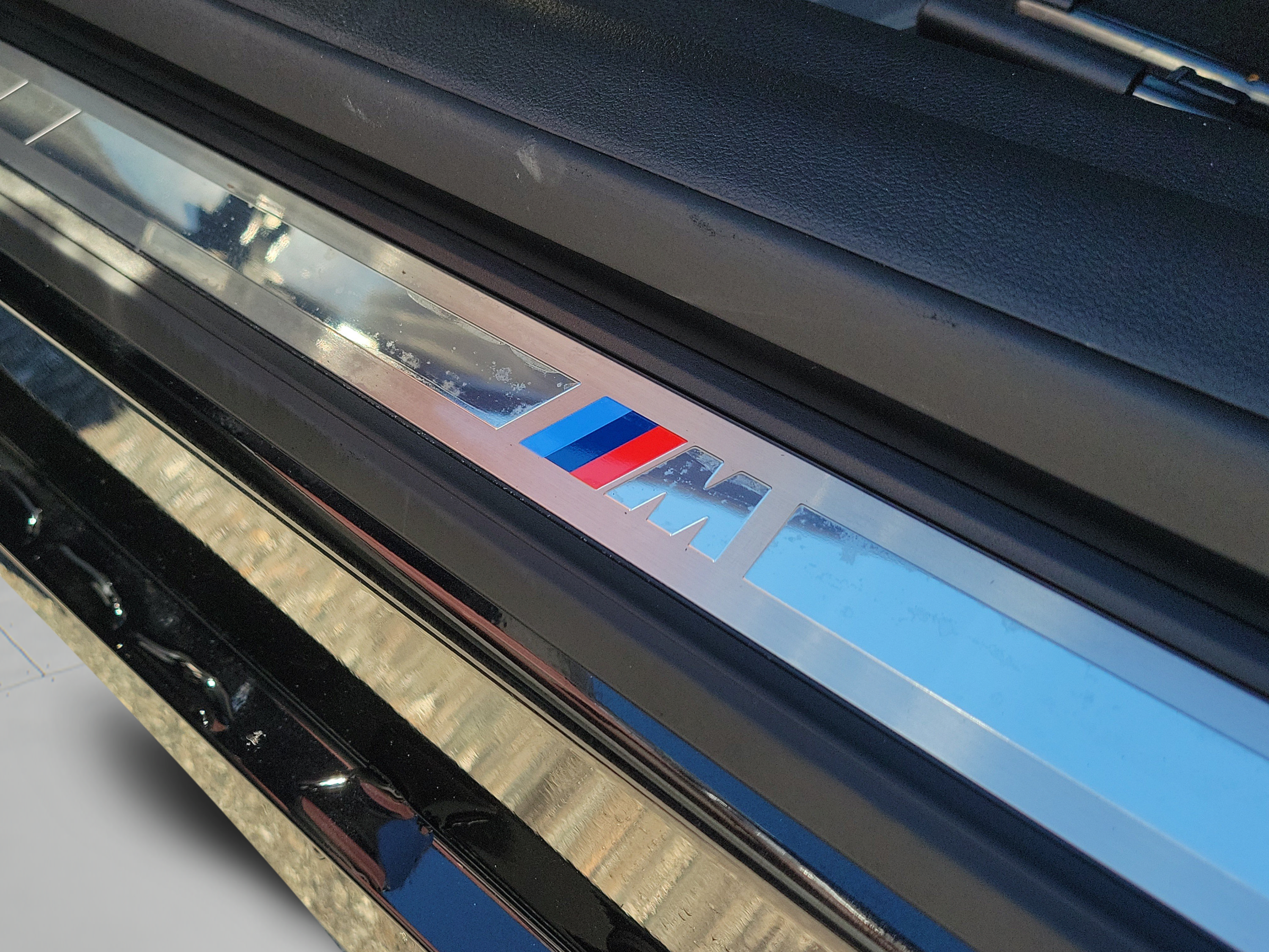 Used 2025 BMW M440i Convertible w/ Premium Package RWD image 29