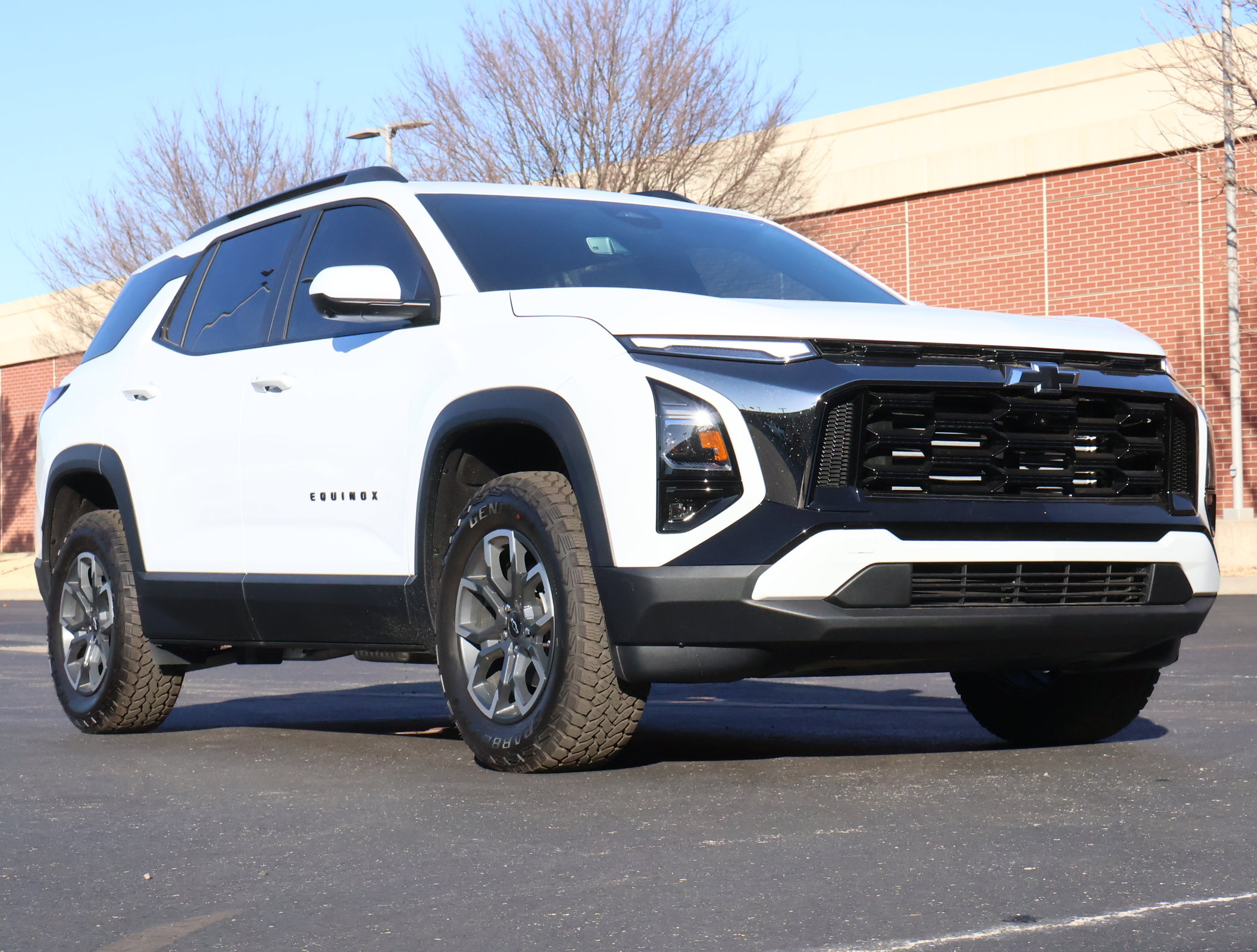 New 2026 Chevrolet Equinox ACTIV w/ Convenience Package III image 1