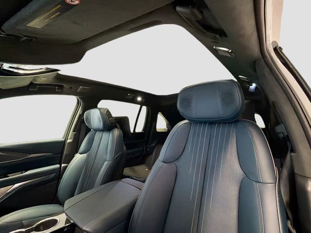 New 2026 Cadillac Escalade IQ Sport 2 w/ LPO, ONYX Package image 21