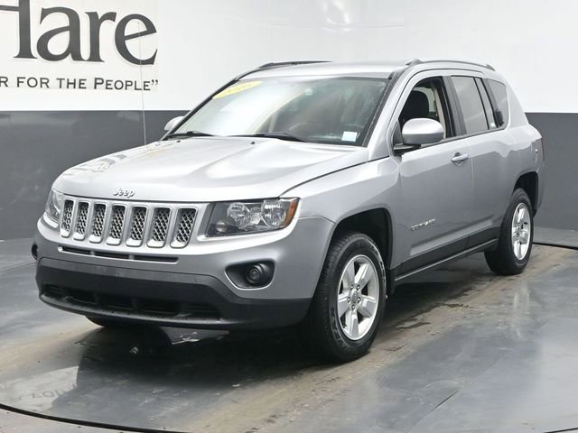 Used 2016 Jeep Compass Latitude image 33