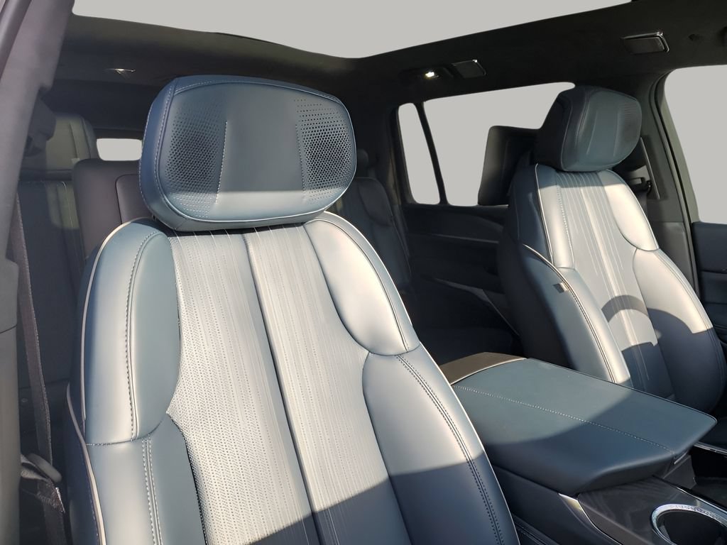 New 2026 Cadillac Escalade IQL Sport 2 AWD/4WD image 20