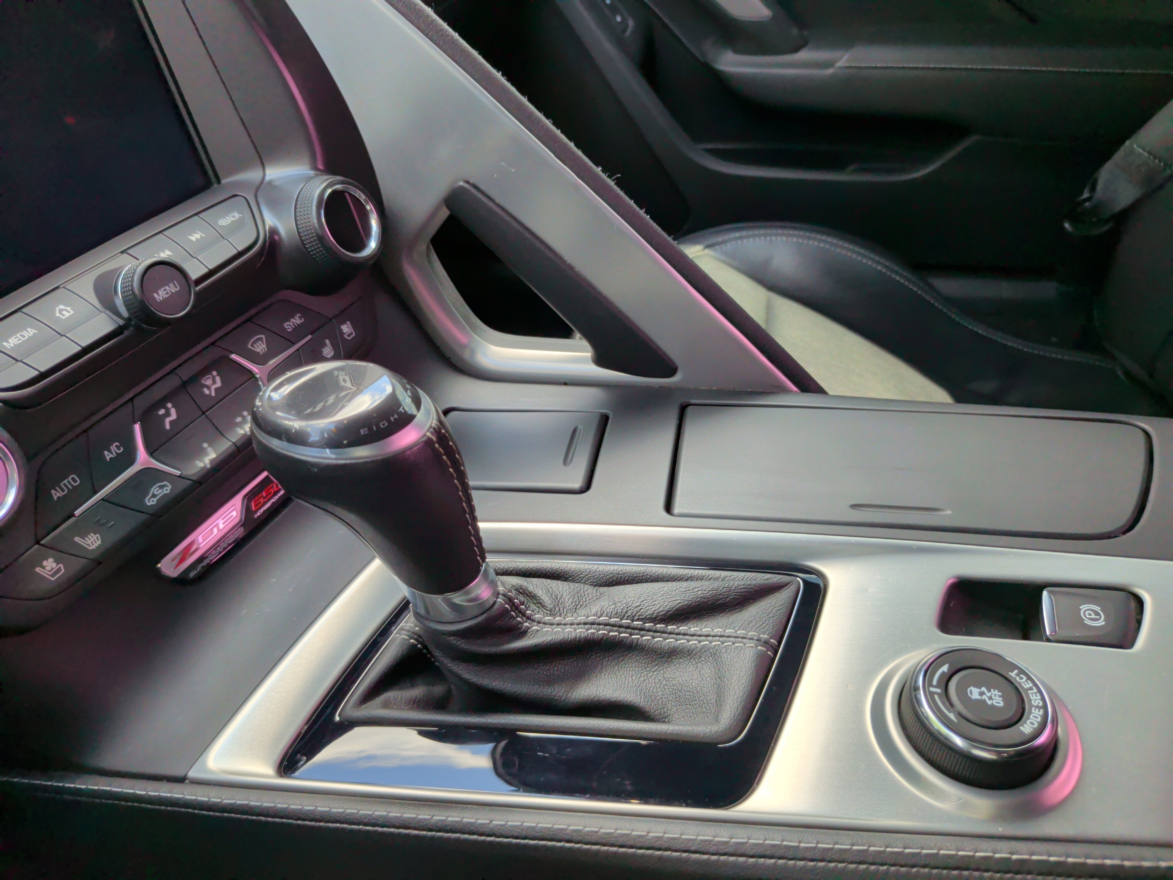 Used 2019 Chevrolet Corvette Z06 RWD image 18