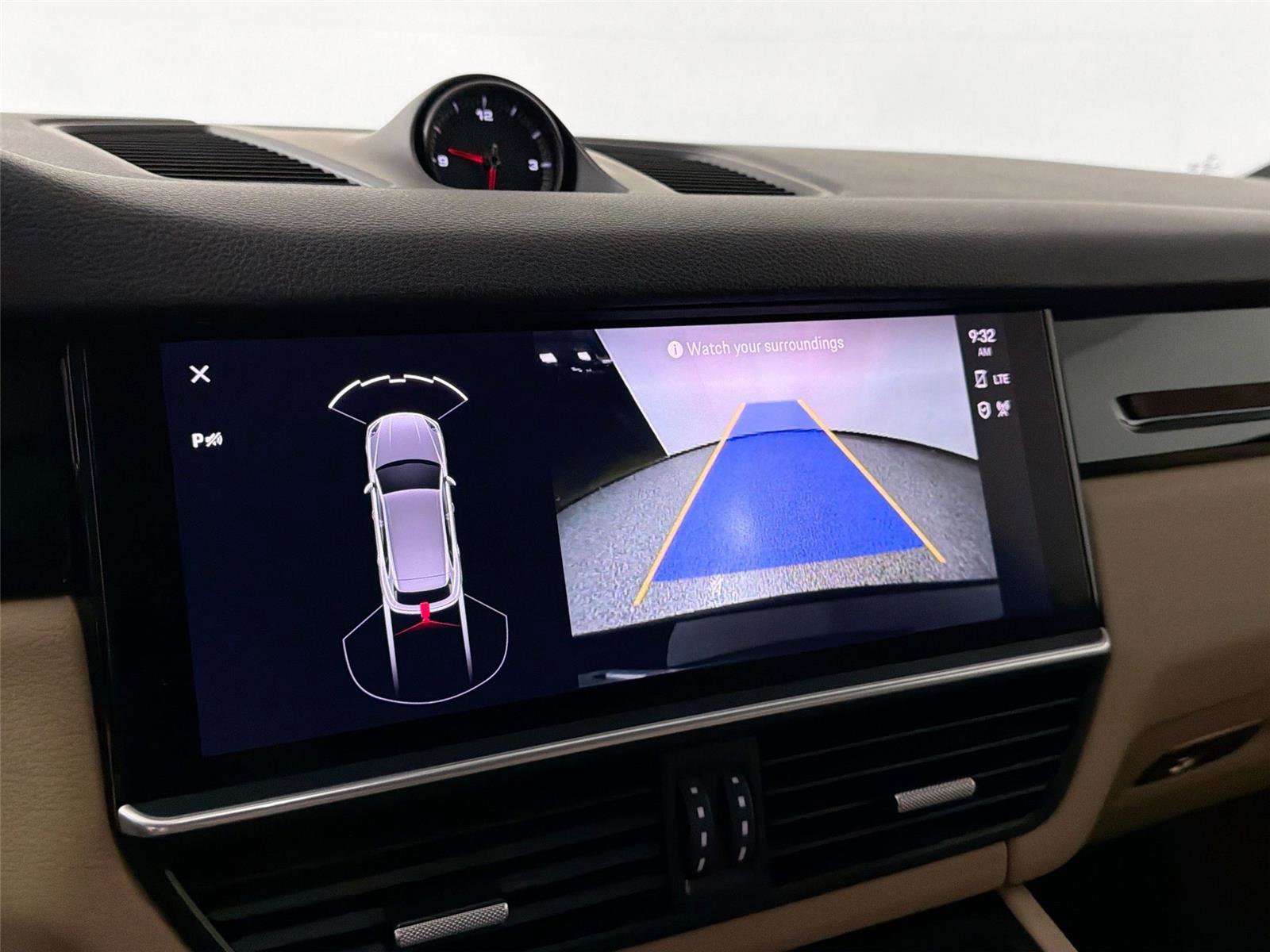 Certified 2022 Porsche Cayenne GTS AWD/4WD image 22