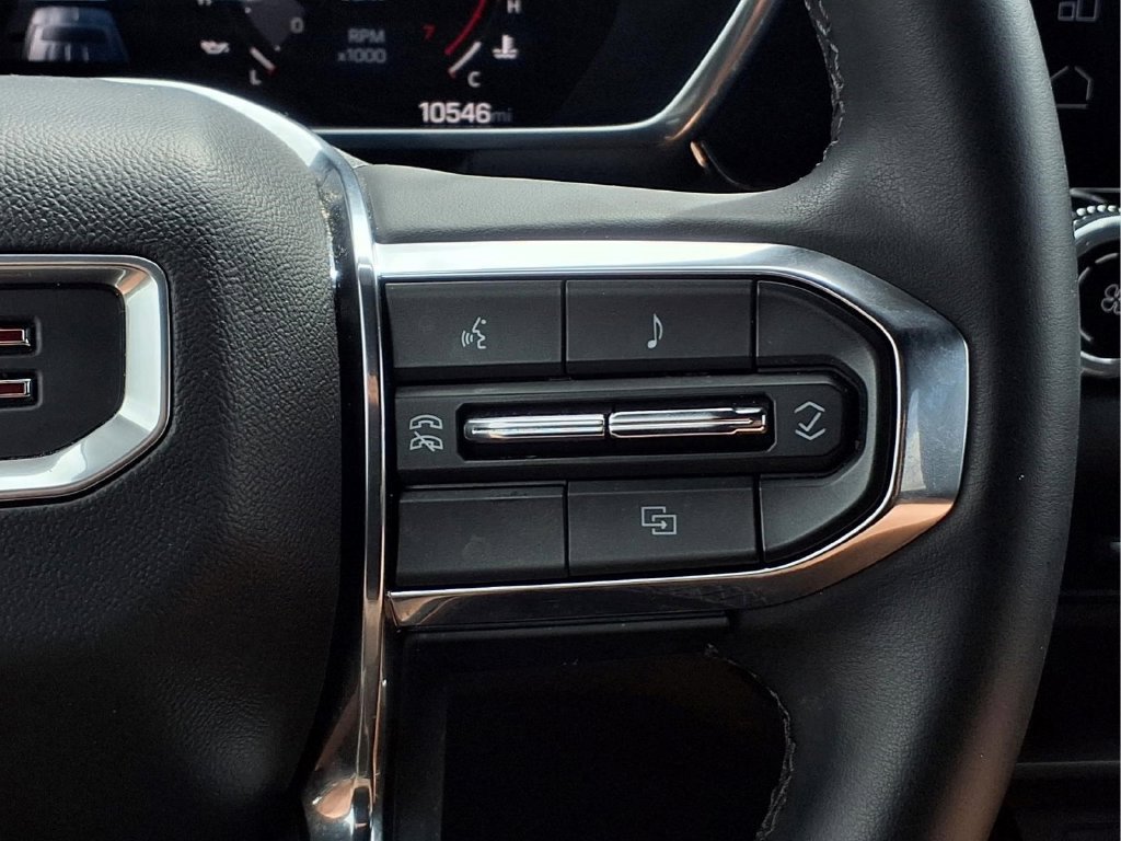 Used 2024 GMC Canyon Elevation RWD image 14