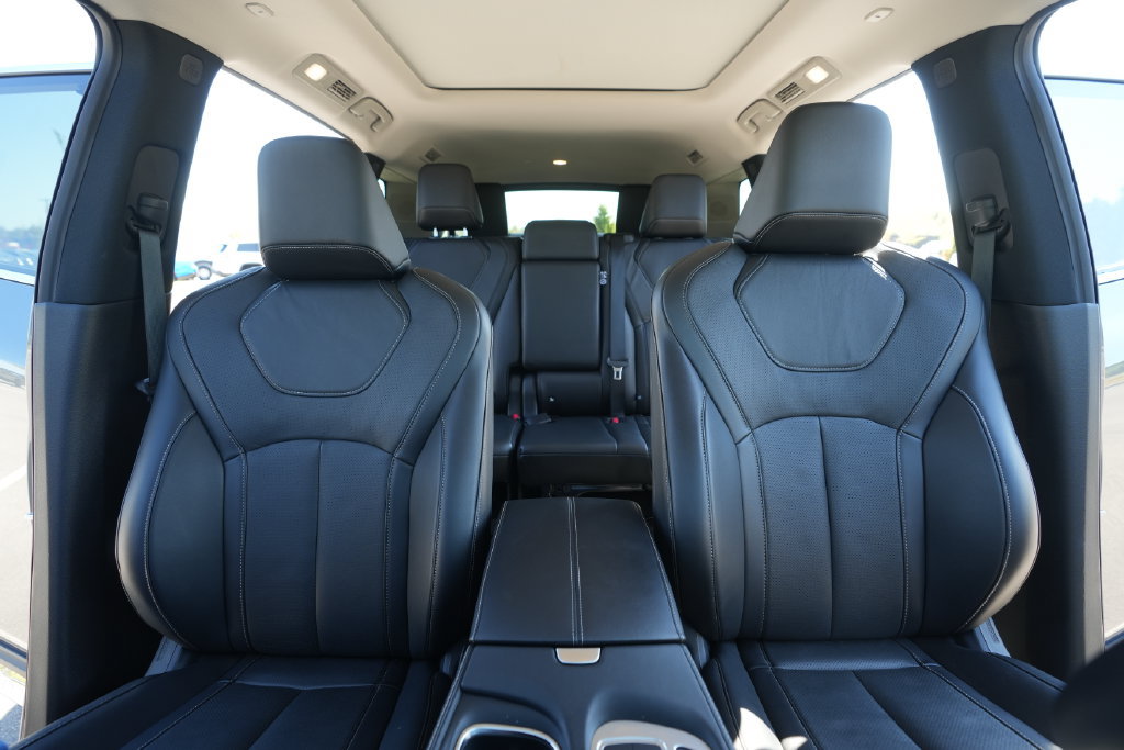 Used 2025 INFINITI QX60 Sensory AWD/4WD image 40