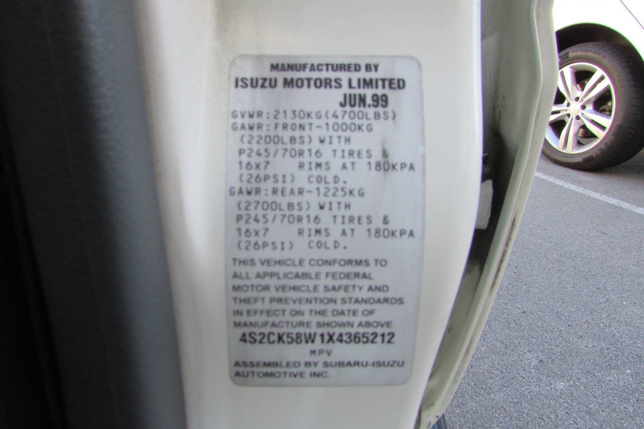 Used 1999 Isuzu Rodeo LS RWD image 15