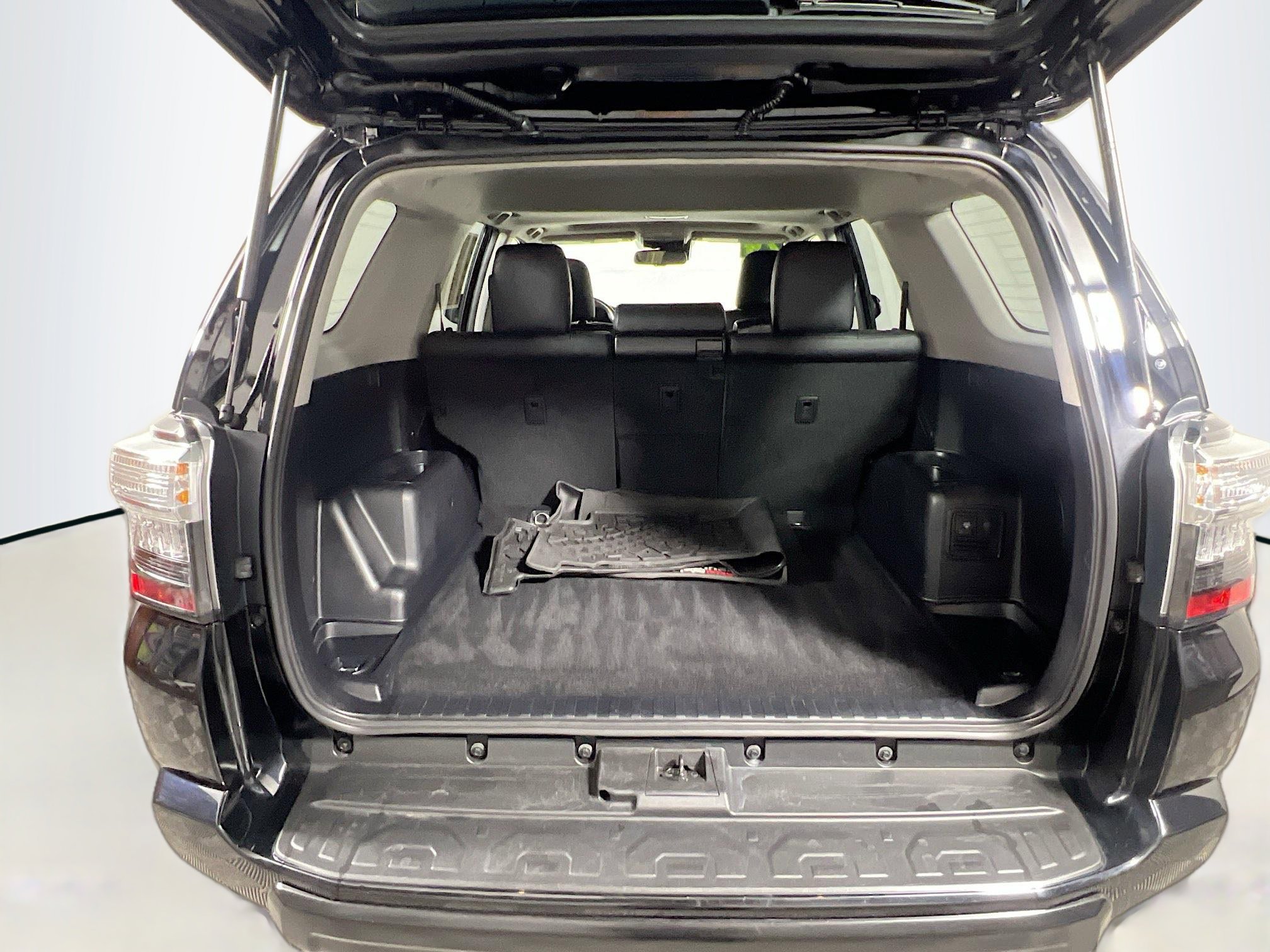 Used 2024 Toyota 4Runner TRD Pro AWD/4WD image 34