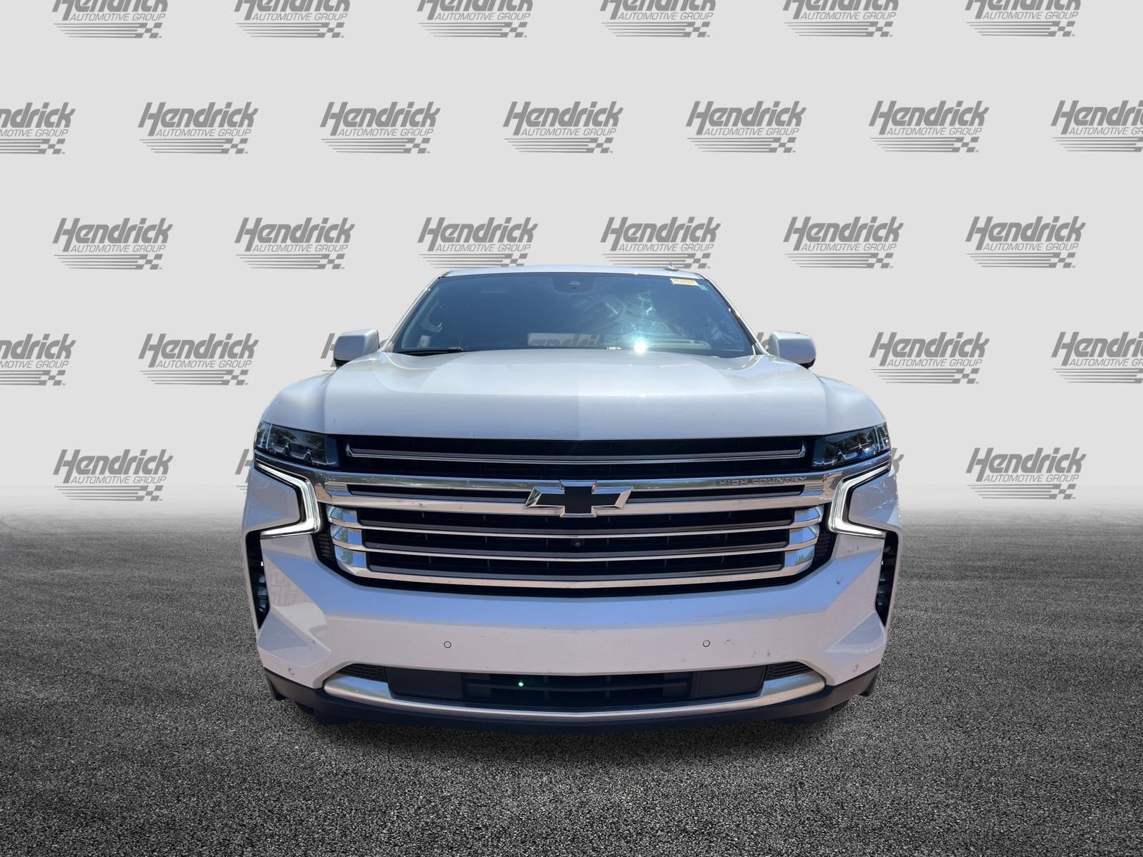 Used 2024 Chevrolet Tahoe High Country AWD/4WD image 3