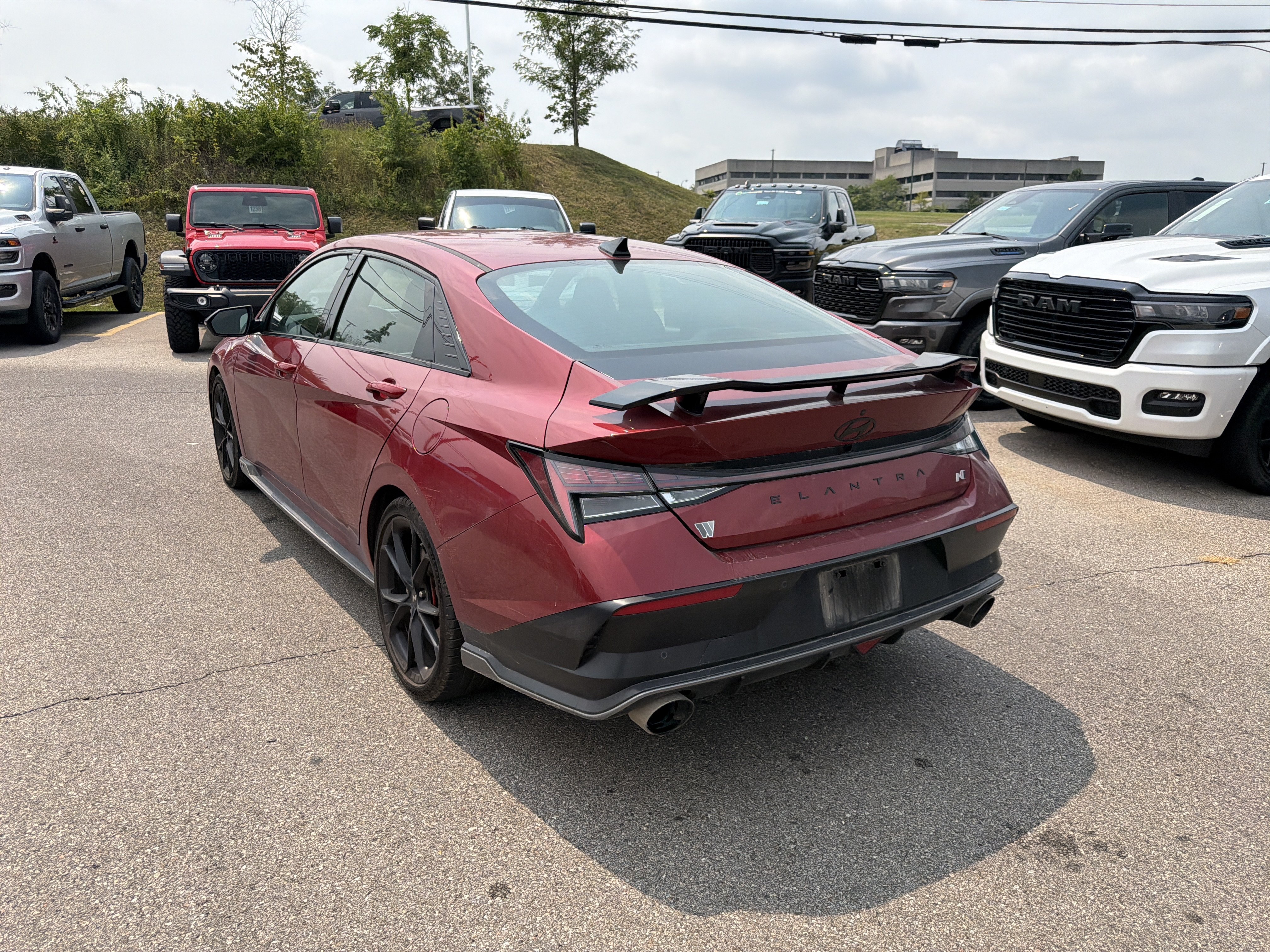 Used 2025 Hyundai Elantra N w/ Cargo Package FWD image 7