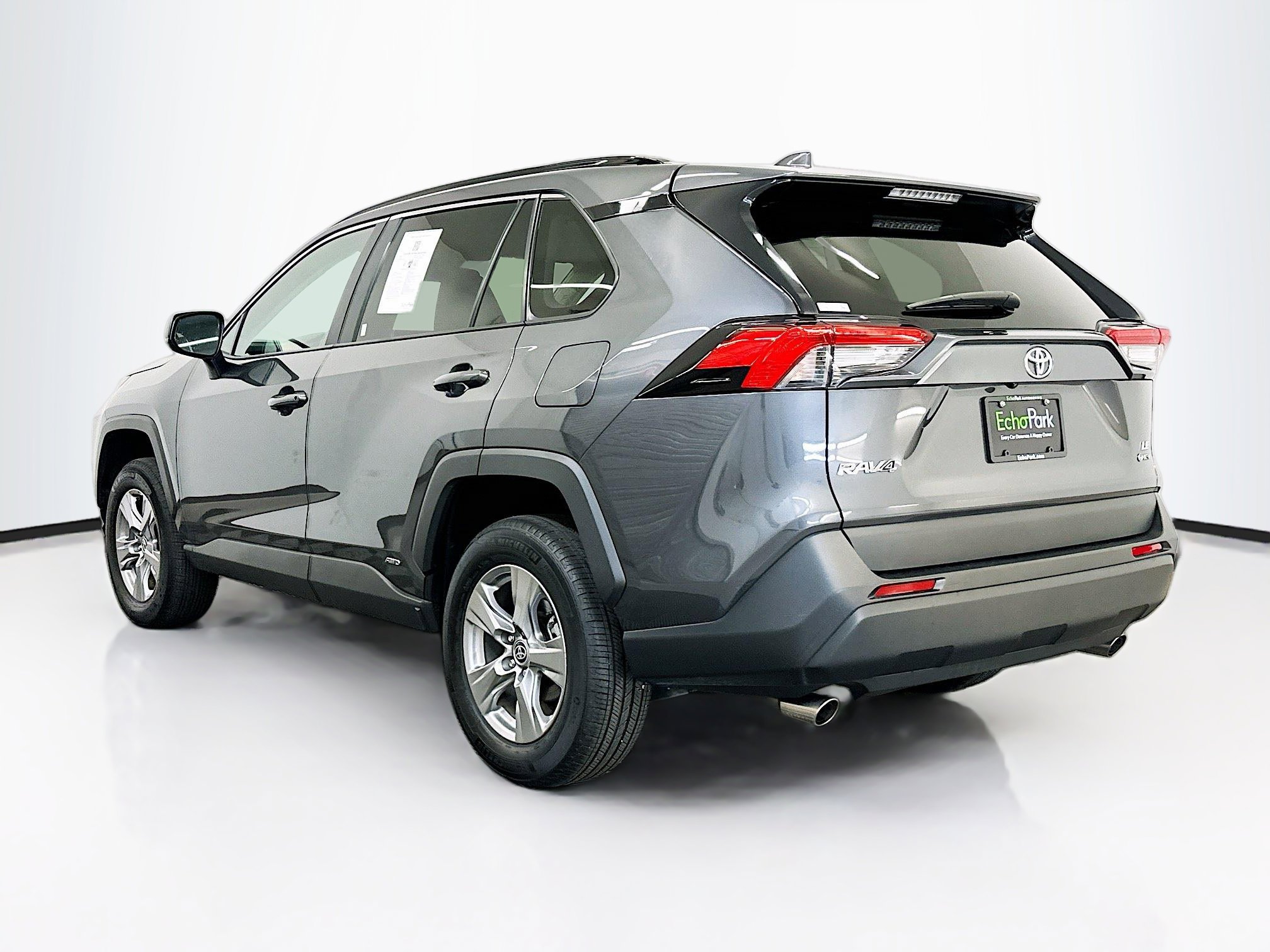 Used 2025 Toyota RAV4 LE image 5