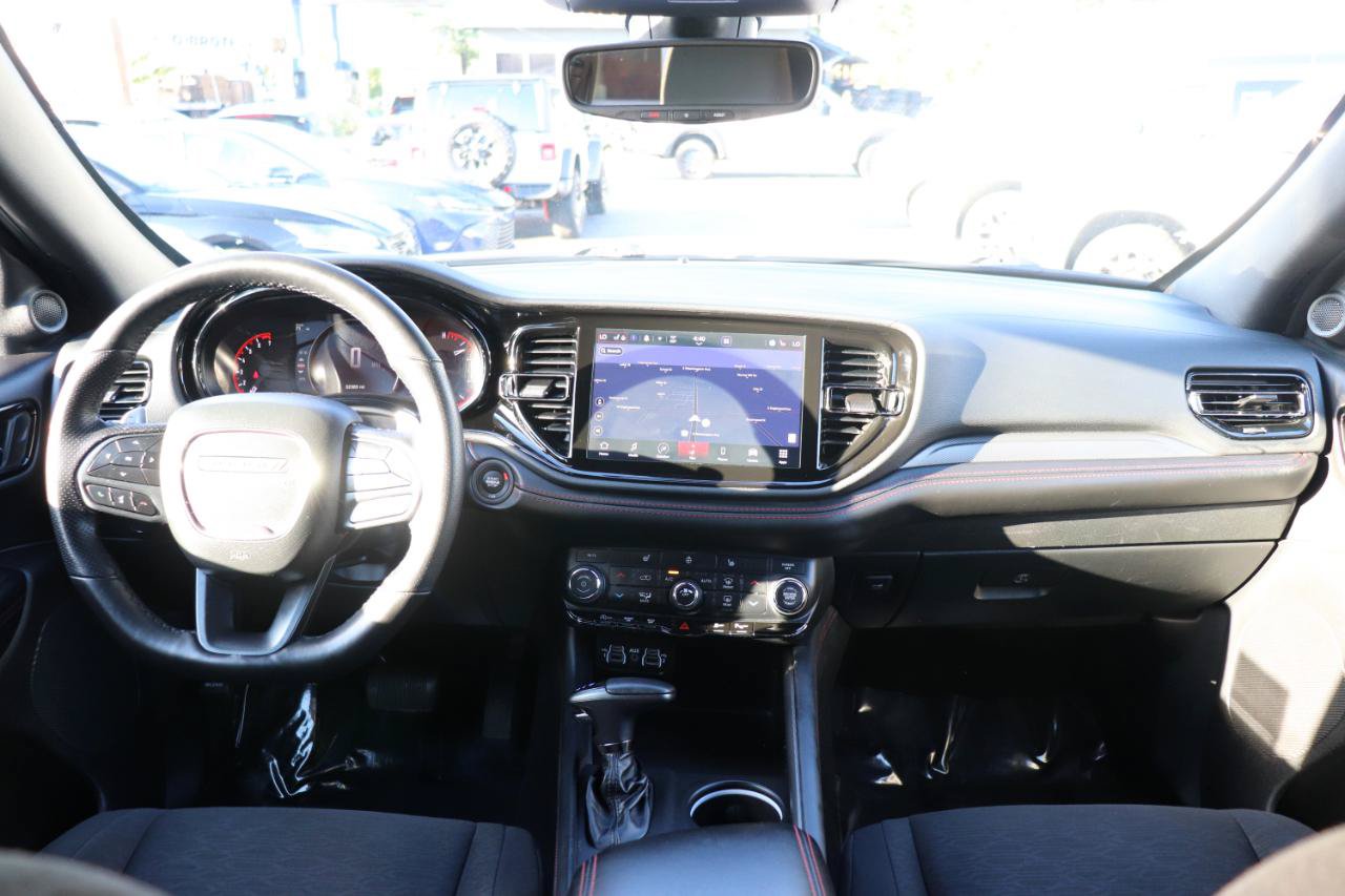 Used 2025 Dodge Durango GT AWD/4WD image 18