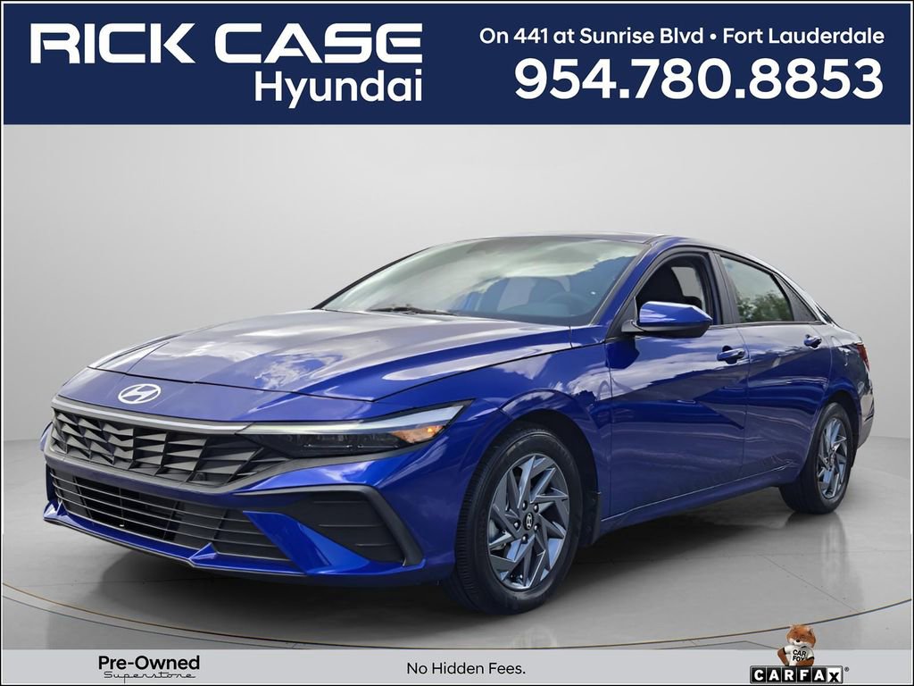 Certified 2024 Hyundai Elantra SEL FWD image 1