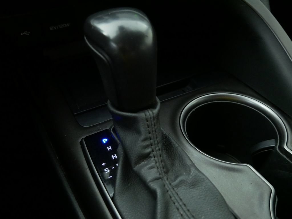 Used 2023 Toyota Camry SE FWD image 30