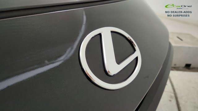 Used 2026 Lexus IS 350 F Sport w/ Accessory Package Z1 RWD image 33