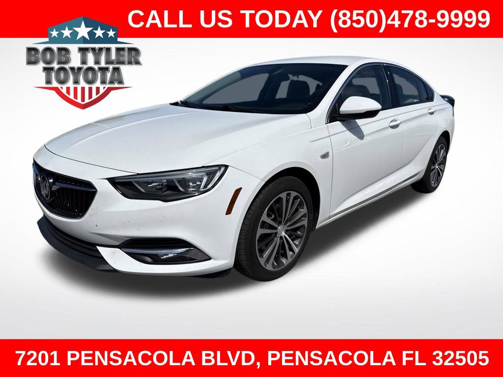 Used 2019 Buick Regal Essence w/ Sights and Sounds Package
