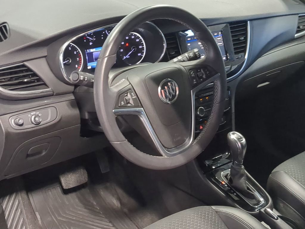 Used 2022 Buick Encore Preferred AWD/4WD image 10